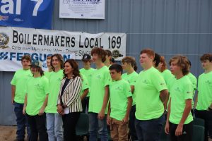 Construction Connect UP group photo with Gretchen Whitmer