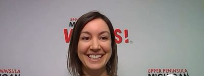 Hanna participates in an interview with TV 6.